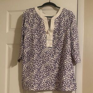 NWT Tommy Bahama Womens Printed Split-Neck Top in White and Purple.